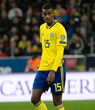 330px-UEFA_EURO_qualifiers_Sweden_vs_Spain_20191015_Alexander_Isak_56